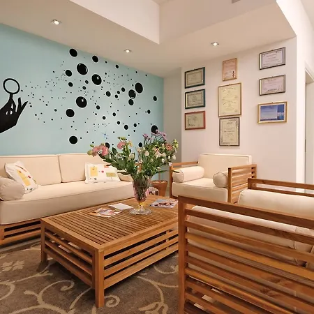 Madrina Lovely And Dynamic 4* Garda (Verona)
