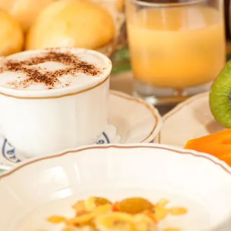 Hotel Madrina Lovely And Dynamic Garda (Verona)